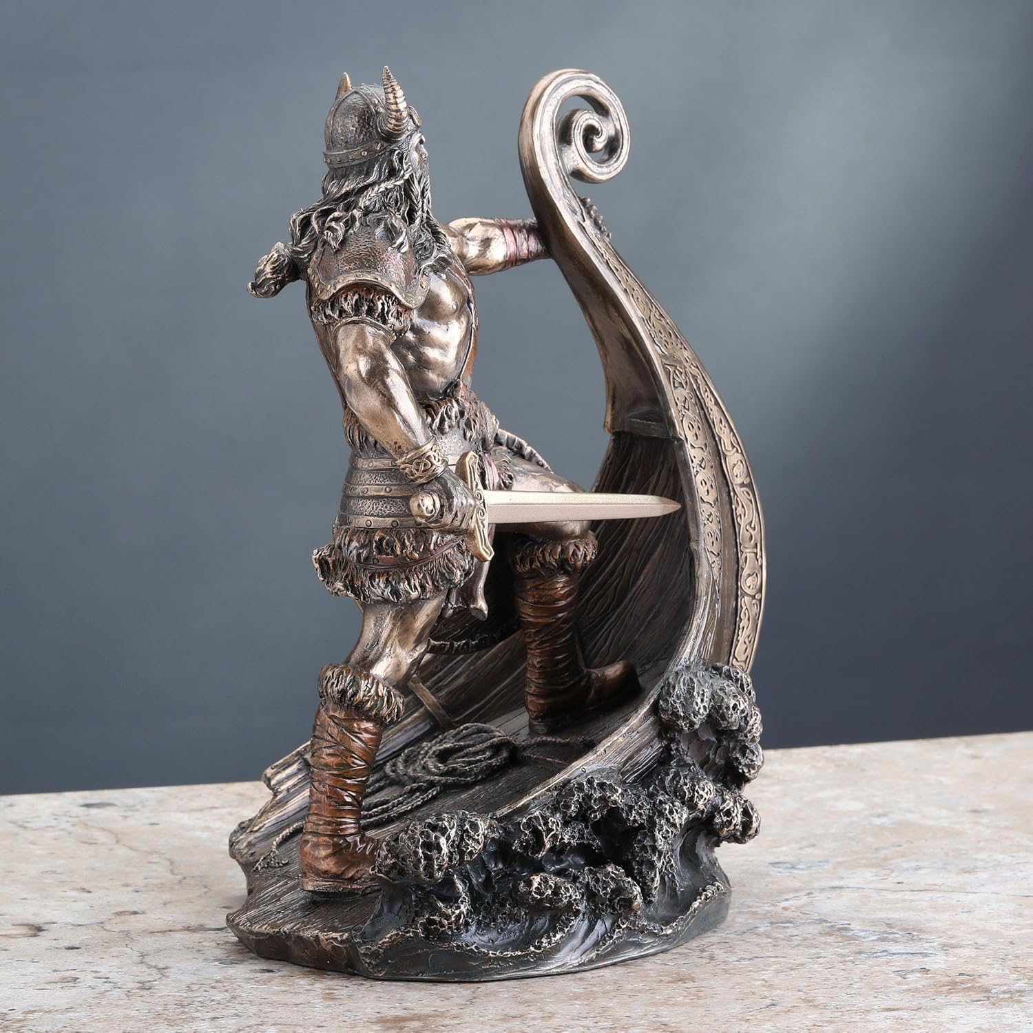 Veronese Design Gemideki Viking Savaşcı - Görsel 5